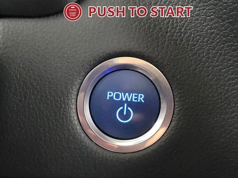 Used 2024 Toyota Tundra Limited image 21