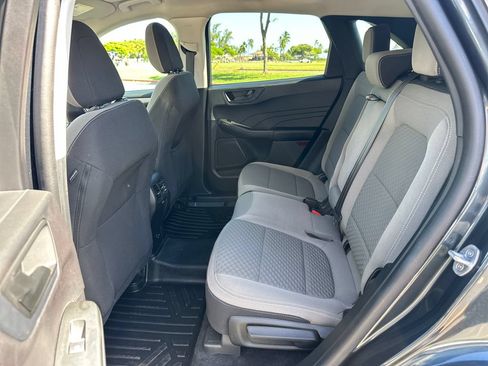 Used 2022 Ford Escape SE w/ Convenience Package FWD image 20