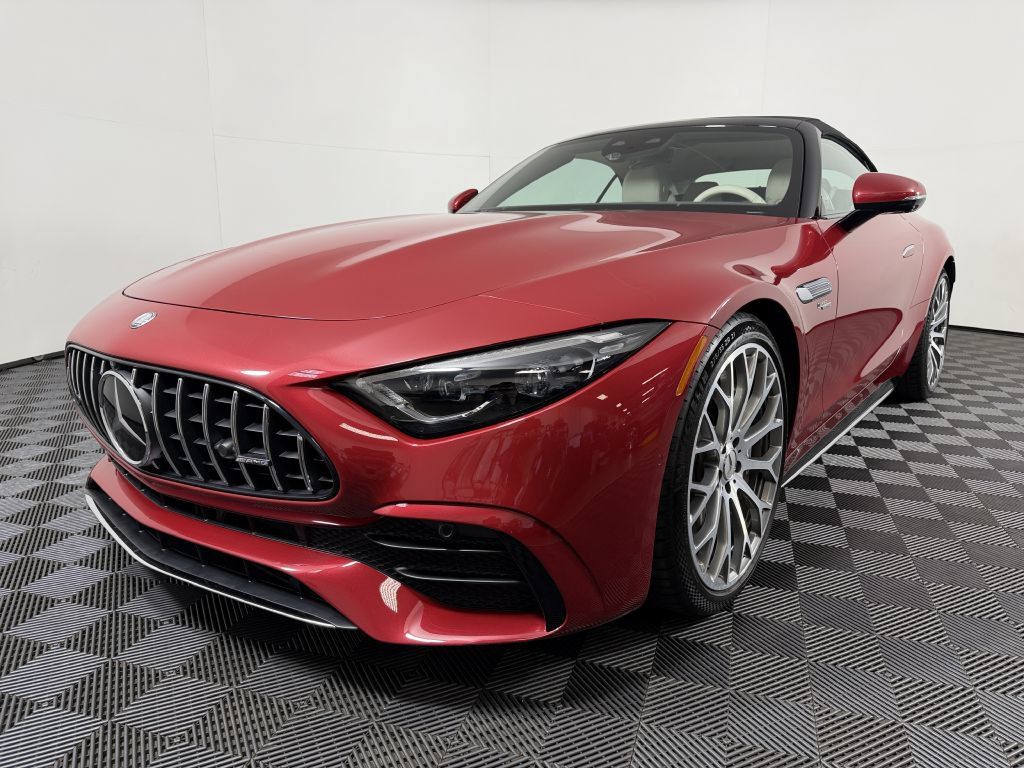 Used 2024 Mercedes-Benz SL 43 AMG image 1