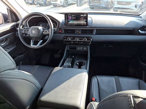 Used 2023 Honda Pilot EX-L image 10