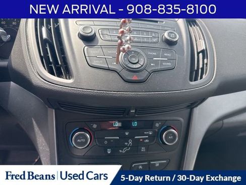 Used 2017 Ford Escape SE AWD/4WD image 12