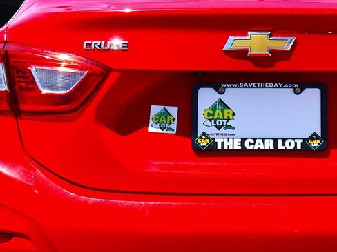 Used 2019 Chevrolet Cruze LS w/ LS Convenience Package FWD image 19