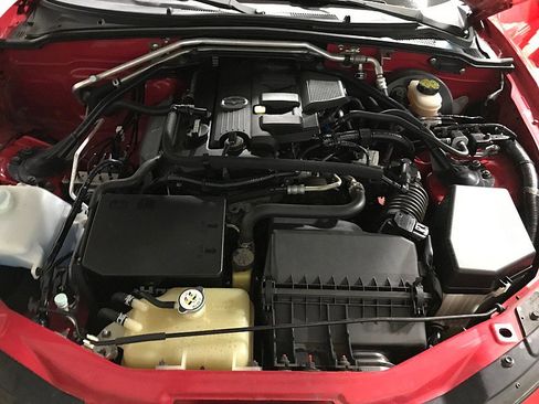 Used 2014 MAZDA MX-5 Miata Club image 31