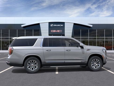 New 2026 GMC Yukon XL Denali image 5