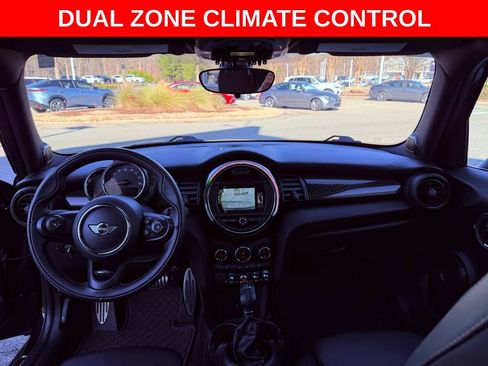 Used 2018 MINI Cooper S image 9