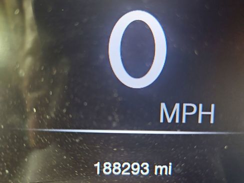 Used 2018 Jeep Grand Cherokee Altitude AWD/4WD image 17