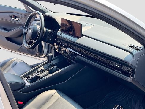 Used 2024 Honda Accord Sport image 27