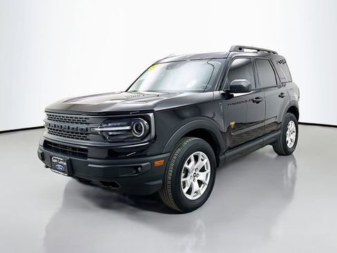 Used 2024 Ford Bronco Sport Badlands w/ Premium Package AWD/4WD image 3