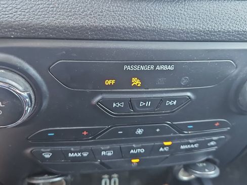 Used 2020 Ford Ranger XLT w/ Equipment Group 301A Mid image 17