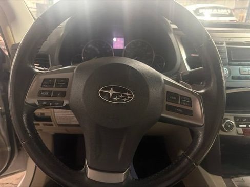 Used 2012 Subaru Legacy 2.5i Premium w/ All-Weather Pkg AWD/4WD image 12