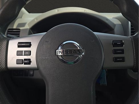 Used 2019 Nissan Frontier SV RWD image 19
