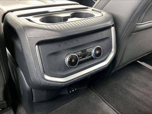 Certified 2025 Ford Expedition Active AWD/4WD image 34