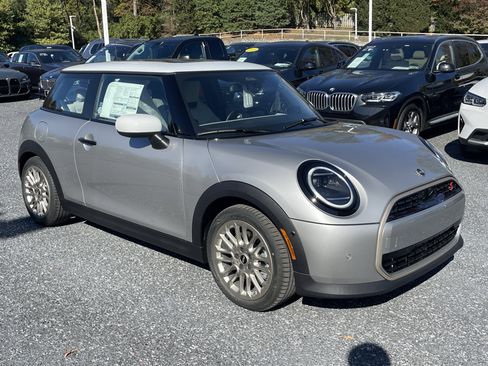 New 2026 MINI Cooper S image 3