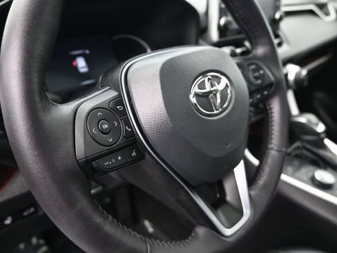 Used 2022 Toyota RAV4 Limited image 20