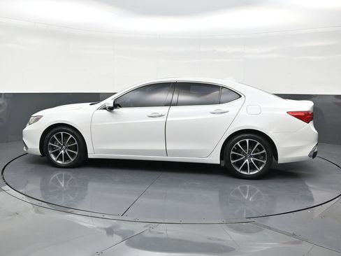 Used 2020 Acura TLX V6 image 2