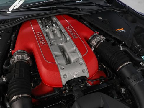 Certified 2021 Ferrari 812 GTS RWD image 13