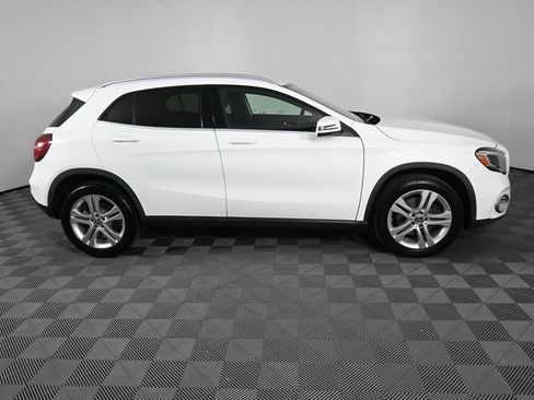 Used 2020 Mercedes-Benz GLA 250 4MATIC image 24