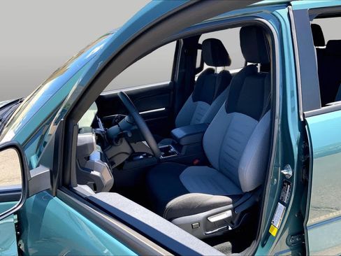 Used 2025 Toyota 4Runner TRD Off-Road AWD/4WD image 7