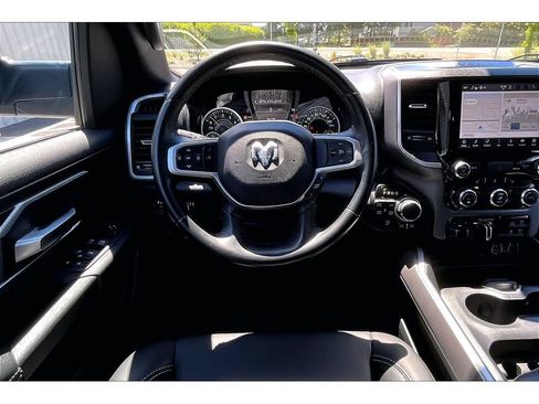 Used 2023 RAM 1500 Big Horn AWD/4WD image 5