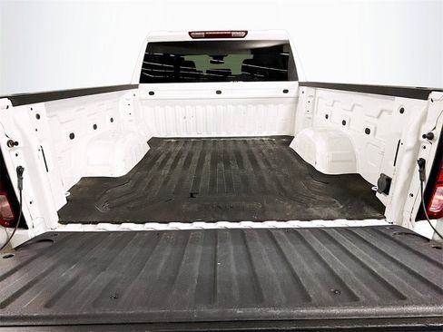 Used 2024 GMC Sierra 1500 Elevation image 18