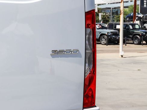 Certified 2025 Mercedes-Benz Sprinter 2500 image 11