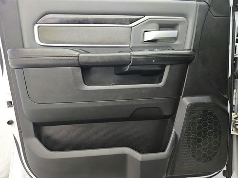 Used 2022 RAM 2500 Big Horn w/ Protection Group image 19