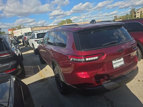 New 2025 Jeep Grand Cherokee L Altitude AWD/4WD image 5