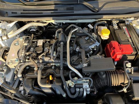 Used 2025 Nissan Sentra S image 30