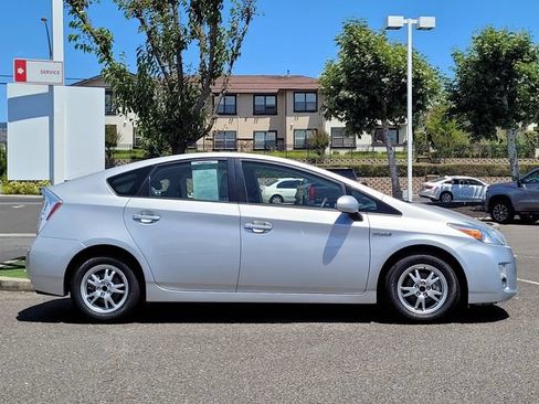 Used 2010 Toyota Prius Five FWD image 5