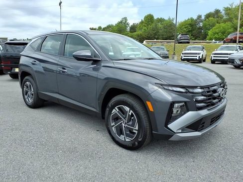 New 2026 Hyundai Tucson Blue SE AWD/4WD image 4