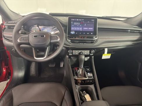 New 2026 Jeep Compass Trailhawk AWD/4WD image 23
