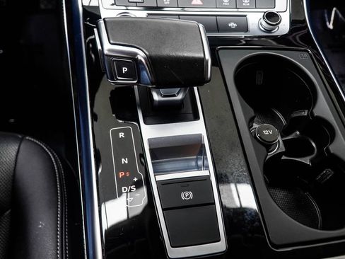 Used 2023 Audi Q8 Premium Plus AWD/4WD image 23
