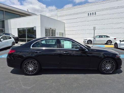 Used 2025 Mercedes-Benz C 300 Sedan image 8