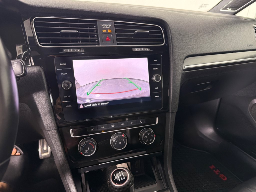 Used 2019 Volkswagen GTI SE FWD image 15