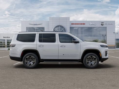 New 2026 Jeep Grand Wagoneer 4WD image 21