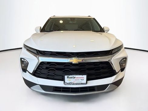 Certified 2024 Chevrolet Blazer LT w/ Convenience Package FWD image 2