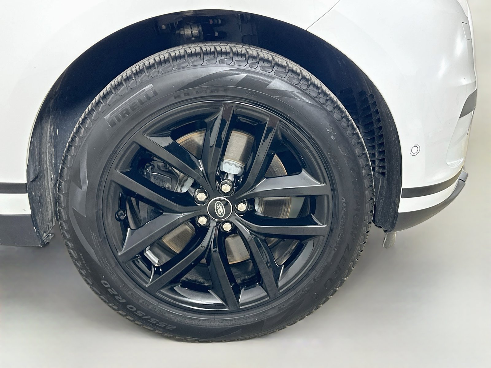 New 2026 Land Rover Range Rover Velar S AWD/4WD image 10