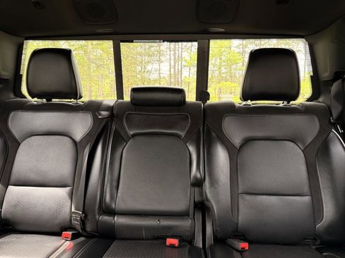 Used 2025 RAM 1500 Laramie image 27