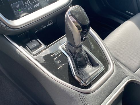 New 2025 Subaru Outback Limited w/ Popular Package #2 image 15