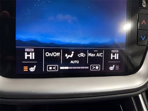 Used 2021 Subaru Outback Limited XT image 22