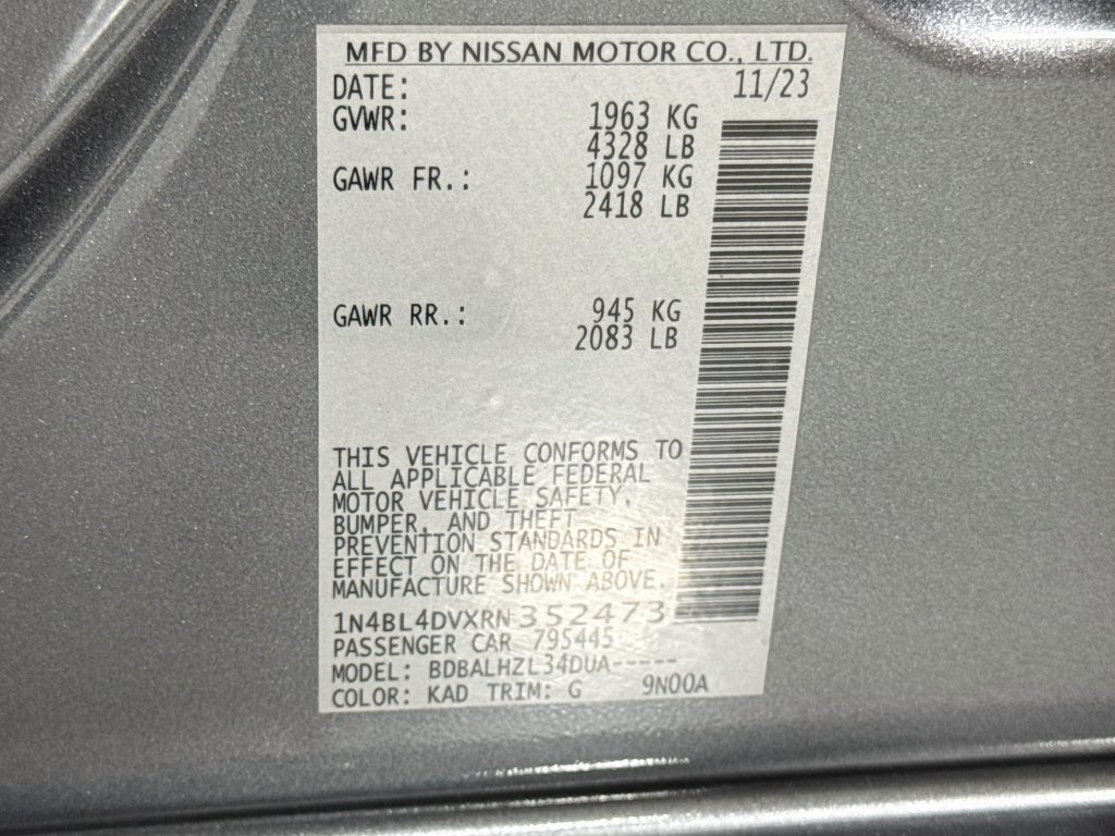 Used 2024 Nissan Altima 2.5 SV FWD image 34