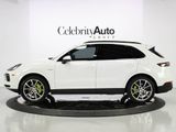 Used 2023 Porsche Cayenne Platinum Edition image 4
