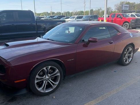Used 2021 Dodge Challenger R/T RWD image 2
