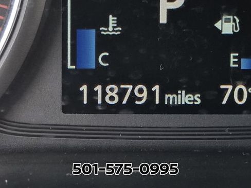 Used 2020 Mitsubishi Outlander FWD image 32