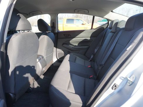 Used 2024 Nissan Altima 2.5 SV image 30