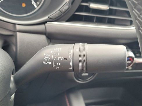 Used 2025 MAZDA MAZDA3 s image 17