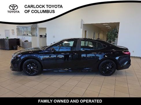 Used 2026 Toyota Camry SE FWD image 2