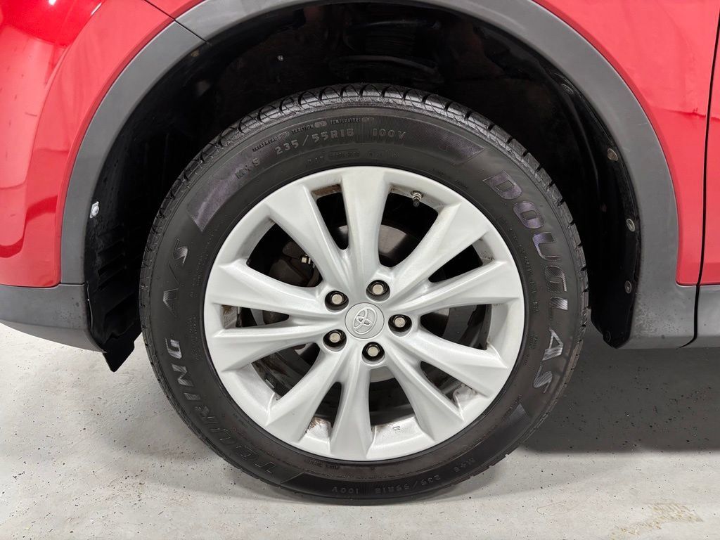 Used 2015 Toyota RAV4 Limited w/ Technology Package AWD/4WD image 61
