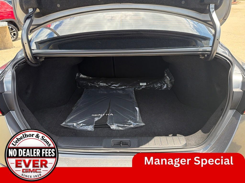 Used 2024 Nissan Sentra SV w/ All-Weather Package FWD image 9