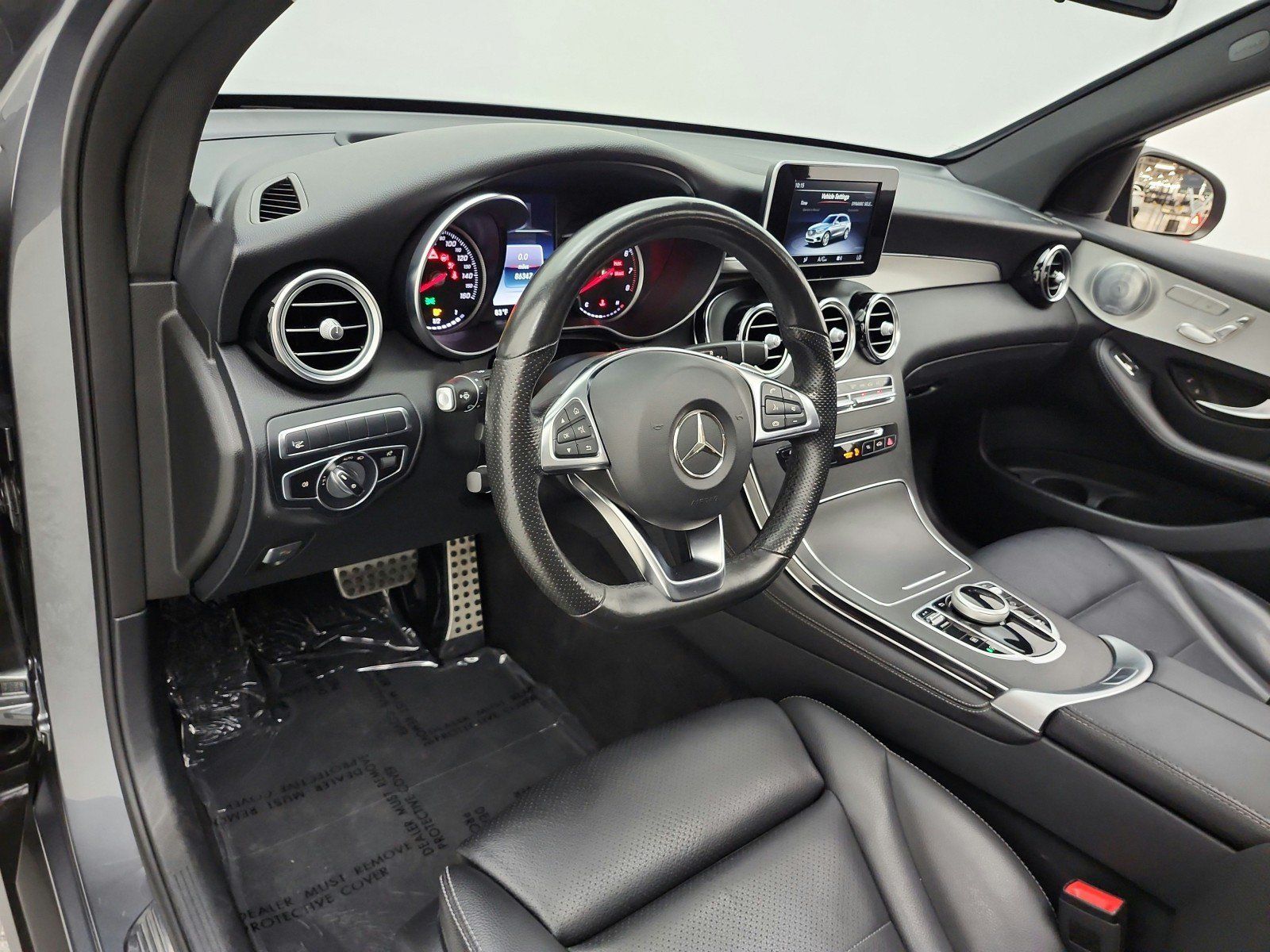 Used 2019 Mercedes-Benz GLC 300 image 9